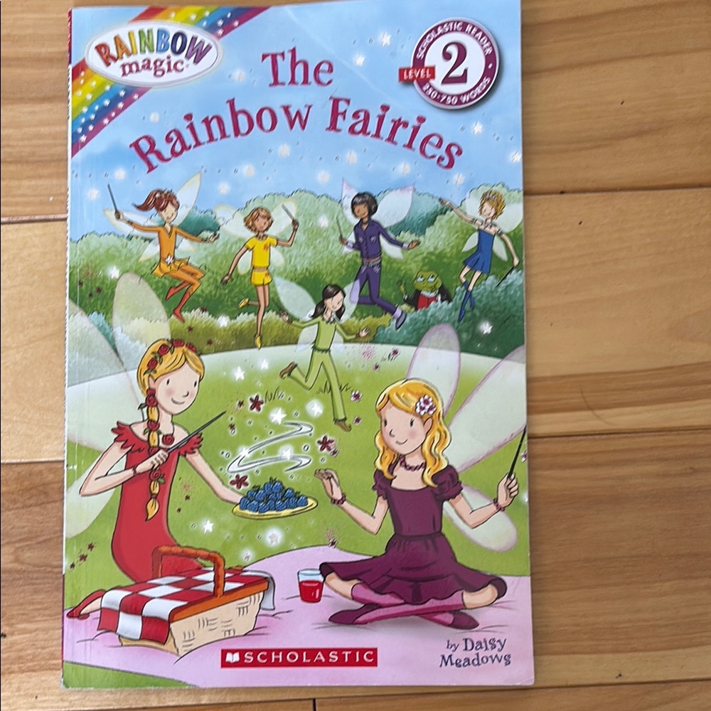 📙10 READERS for $20 The Rainbow Fairies Book by Scholastic
